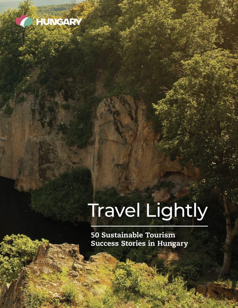 Travellightly 1 768x993 1