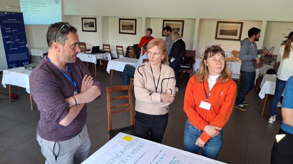 English Connectingwaste